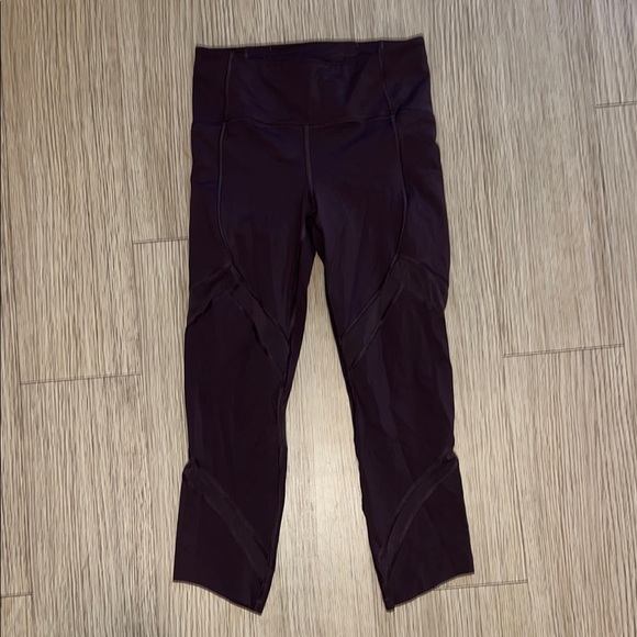 lululemon athletica Pants - Lululemon Size 4 Dark Purple Cropped Leggings